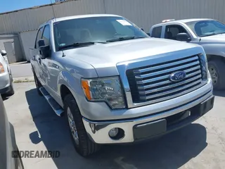 2012 Ford F-150 XL z VIN 1FTFW1CTXCKE08454, wystawiony jako IAAI lot #42278408 z przebiegiem 60 580 mil mil oraz . Historia ofert i sprzedaży dostępna na DreamBid. Obrazek 1.