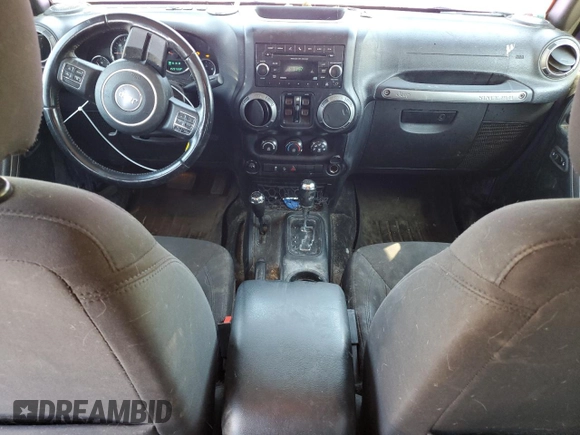 2017 Jeep Wrangler Unlimited Sport z VIN 1C4BJWDG4HL734196, wystawiony jako Copart lot #55648665 z przebiegiem 159 733 mil mil oraz Szkoda całkowita • Salvage title. Historia ofert i sprzedaży dostępna na DreamBid. Obrazek 8.