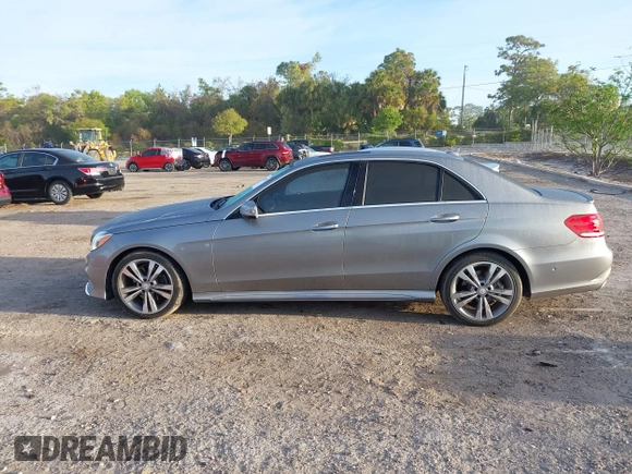 2015 Mercedes-Benz E 350 Sport with VIN WDDHF5KBXFB092315, listed as a IAAI auction lot 41881151 with 67,273 mi miles and . Bid and sale history available at DreamBid. Image 14.