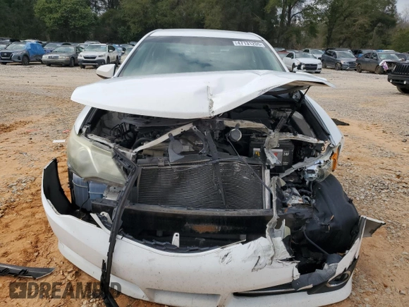 2014 Toyota Camry L with VIN 4T1BF1FK0EU731965, listed as a Copart auction lot 47131205 with 186,806 mi miles and Salvage Title. Bid and sale history available at carsss.com. Image 5.