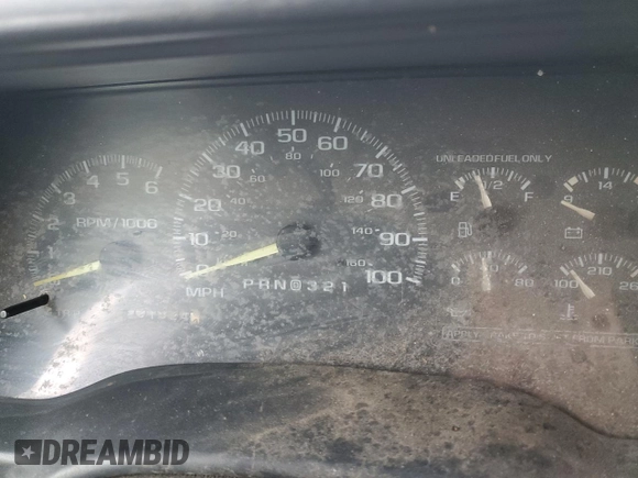 1999 Chevrolet Suburban with VIN 1GNEC16R7XJ418169, listed as a Copart auction lot 88995495 with 2,015,240 mi miles and Salvage title. Bid and sale history available at DreamBid. Image 9.