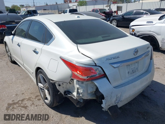 2014 Nissan Altima SL with VIN 1N4BL3AP6EC421665, listed as a IAAI auction lot 41858814 with 199,040 mi miles and . Bid and sale history available at DreamBid. Image 3.