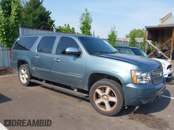 2008 Chevrolet Suburban LTZ z VIN 3GNFK16338G159718, wystawiony jako IAAI lot #42570638 z przebiegiem 219 213 mil mil oraz . Historia ofert i sprzedaży dostępna na DreamBid. Obrazek 1.