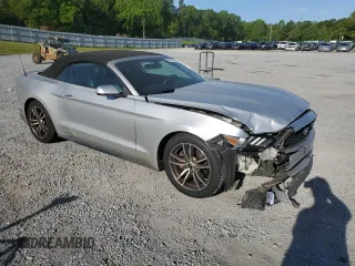 2016 Ford Mustang EcoBoost Premium z VIN 1FATP8UH9G5280947, wystawiony jako Copart lot #53451195 z przebiegiem 142 567 mil mil oraz Szkoda całkowita • Salvage title. Historia ofert i sprzedaży dostępna na DreamBid. Obrazek 4.