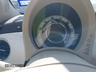 2015 FIAT 500 Pop z VIN 3C3CFFAR8FT500337, wystawiony jako IAAI lot #40331078 z przebiegiem Nie podano mil oraz . Historia ofert i sprzedaży dostępna na DreamBid. Obrazek 7.