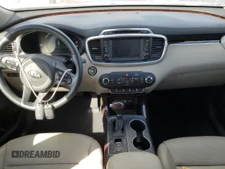 2018 Kia Sorento EX with VIN 5XYPH4A58JG374036, listed as a Copart auction lot 77337694 with 16,795 mi miles and Non Repairable. Bid and sale history available at DreamBid. Image 8.