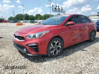 2019 Kia Forte LXS z VIN 3KPF24AD8KE100337, wystawiony jako Copart lot #64242625 z przebiegiem 116 842 mil mil oraz Szkoda całkowita • Salvage title. Historia ofert i sprzedaży dostępna na DreamBid. Obrazek 1.