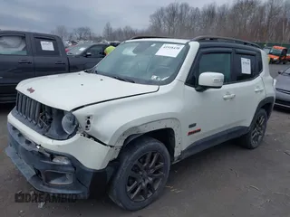 2016 Jeep Renegade Latitude with VIN ZACCJBBT7GPE10859, listed as a IAAI auction lot 41918438 with 117,036 mi miles. Bid and sale history available at carsss.com. Image 2.