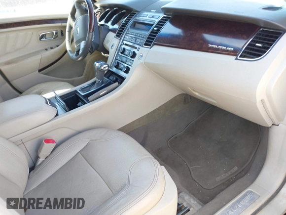 2010 Ford Taurus Limited с VIN 1FAHP2FW7AG105512, выставлен на аукционе IAAI как лот 41773479 с пробегом 143 549 миль миль и . История ставок и продаж доступна на DreamBid. Изображение 5.