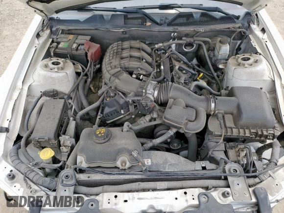 2013 Ford Mustang V6 z VIN 1ZVBP8AM1D5279002, wystawiony jako Copart lot #57902395 z przebiegiem 172 324 mil mil oraz Szkoda całkowita • Salvage title. Historia ofert i sprzedaży dostępna na DreamBid. Obrazek 11.
