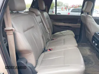 2018 Ford Expedition Max XLT z VIN 1FMJK1JT6JEA47823, wystawiony jako IAAI lot #42191583 z przebiegiem 135 565 mil mil oraz . Historia ofert i sprzedaży dostępna na DreamBid. Obrazek 8.