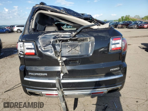 2016 GMC Acadia Denali z VIN 1GKKVTKD2GJ284560, wystawiony jako Copart lot #56291225 z przebiegiem Nie podano mil oraz Szkoda całkowita • Salvage title. Historia ofert i sprzedaży dostępna na DreamBid. Obrazek 6.