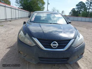 2017 Nissan Altima 2.5 SR with VIN 1N4AL3AP4HC210321, listed as a IAAI auction lot 41883034 with 139,364 mi miles. Bid and sale history available at carsss.com. Image 12.