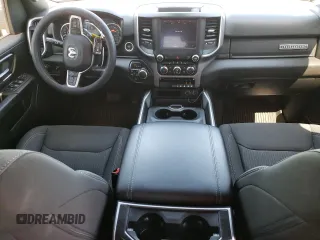 2022 Ram 1500 Big Horn z VIN 1C6RRFBG1NN263786, wystawiony jako Copart lot #52994155 z przebiegiem 29 456 mil mil oraz Szkoda całkowita • Salvage title. Historia ofert i sprzedaży dostępna na DreamBid. Obrazek 8.