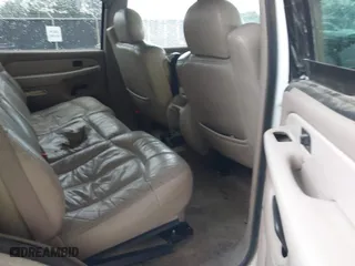 2001 Chevrolet Tahoe LT with VIN 1GNEC13T81J210227, listed as a IAAI auction lot 41847678 with 327,531 mi miles. Bid and sale history available at carsss.com. Image 8.