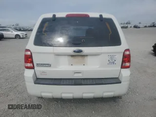 2011 Ford Escape XLS z VIN 1FMCU9C71BKC61705, wystawiony jako Copart lot #53281065 z przebiegiem 206 804 mil mil oraz Szkoda całkowita • Salvage title. Historia ofert i sprzedaży dostępna na DreamBid. Obrazek 6.