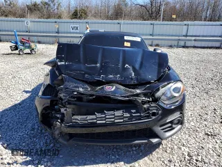 2018 FIAT 124 Spider Classica z VIN JC1NFAEK0J0136678, wystawiony jako Copart lot #47318535 z przebiegiem 57 326 mil mil oraz Szkody całkowita. Historia ofert i sprzedaży dostępna na DreamBid. Obrazek 5.