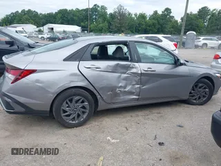 2024 Hyundai Elantra SEL с VIN KMHLM4DG1RU677138, выставлен на аукционе IAAI как лот 42788855 с пробегом 36 696 миль миль и . История ставок и продаж доступна на DreamBid. Изображение 13.