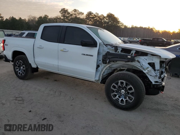 2024 Chevrolet Colorado 4WD Z71 with VIN 1GCPTDEK1R1193208, listed as a Copart auction lot 42346535 with 3,908 mi miles and Salvage Title. Bid and sale history available at carsss.com. Image 4.