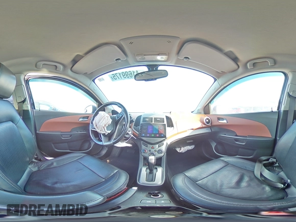 2015 Chevrolet Sonic LTZ z VIN 1G1JE5SB5F4106391, wystawiony jako Copart lot #41699175 z przebiegiem 113 683 mil mil oraz Szkoda całkowita • Salvage title. Historia ofert i sprzedaży dostępna na DreamBid. Obrazek 13.