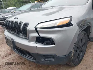 2016 Jeep Cherokee Sport z VIN 1C4PJMAB4GW314079, wystawiony jako IAAI lot #42291146 z przebiegiem 143 901 mil mil oraz . Historia ofert i sprzedaży dostępna na DreamBid. Obrazek 6.