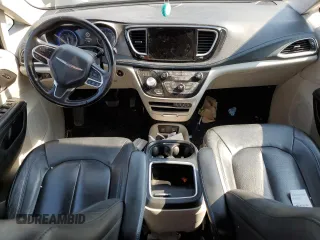 2021 Chrysler Pacifica Touring L with VIN 2C4RC1BG0MR532357, listed as a Copart auction lot 59921445 with Not provided miles and Salvage title. Bid and sale history available at DreamBid. Image 8.
