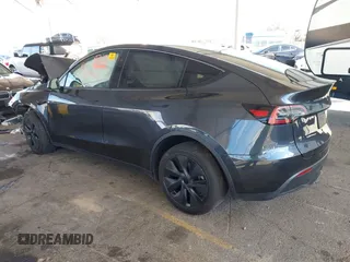 2024 Tesla Model Y с VIN 7SAYGDED5RF194219, выставлен на аукционе IAAI как лот 41594132 с пробегом 21 255 миль миль и . История ставок и продаж доступна на DreamBid. Изображение 3.