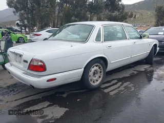 2000 Jaguar XJ Vanden Plas with VIN SAJDA24CXYLF08926, listed as a IAAI auction lot 41702969 with 194,837 mi miles and . Bid and sale history available at DreamBid. Image 4.