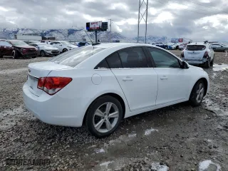 2015 Chevrolet Cruze LT with VIN 1G1PE5SB7F7167217, listed as a Copart auction lot 48633145 with 76,573 mi miles and Salvage Title. Bid and sale history available at carsss.com. Image 3.