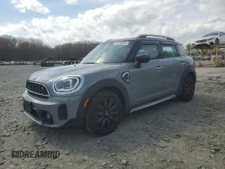 2022 MINI Countryman Cooper S z VIN WMZ83BR08N3N95291, wystawiony jako Copart lot #50149095 z przebiegiem 28 048 mil mil oraz Szkody całkowita. Historia ofert i sprzedaży dostępna na DreamBid. Obrazek 1.