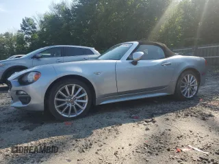 2018 FIAT 124 Spider Abarth z VIN JC1NFAEK4J0140443, wystawiony jako Copart lot #65664034 z przebiegiem Nie podano mil oraz Nie do naprawy. Historia ofert i sprzedaży dostępna na DreamBid. Obrazek 1.
