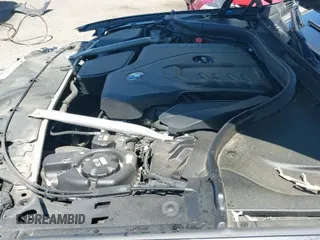 2021 BMW 5 Series 530i xDrive z VIN WBA13BJ0XMWX00677, wystawiony jako IAAI lot #42100435 z przebiegiem 66 140 mil mil oraz . Historia ofert i sprzedaży dostępna na DreamBid. Obrazek 20.