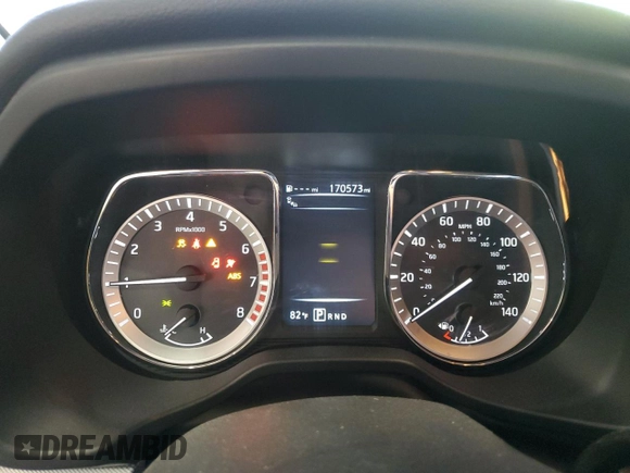 2017 Nissan Titan SV z VIN 1N6AA1E57HN569872, wystawiony jako Copart lot #53254555 z przebiegiem 170 573 mil mil oraz Szkoda całkowita • Salvage title. Historia ofert i sprzedaży dostępna na DreamBid. Obrazek 9.