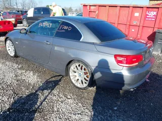 2008 BMW 3 Series 328i with VIN WBAWR33558P150985, listed as a IAAI auction lot 41644079 with Not Provided miles and . Bid and sale history available at carsss.com. Image 3.
