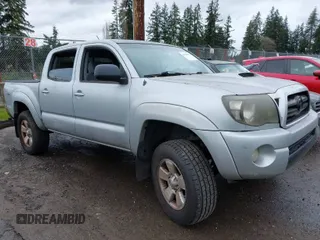 2007 Toyota Tacoma PreRunner with VIN 5TEJU62NX7Z356793, listed as a IAAI auction lot 41928830 with 234,775 mi miles. Bid and sale history available at carsss.com. Image 1.