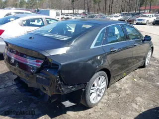 2014 Lincoln MKZ with VIN 3LN6L2GK7ER807591, listed as a IAAI auction lot 41805263 with 166,853 mi miles. Bid and sale history available at carsss.com. Image 4.