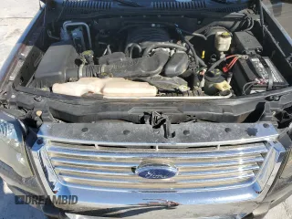 2008 Ford Explorer XLT with VIN 1FMEU638X8UA35093, listed as a Copart auction lot 82516934 with 151,461 mi miles and Salvage title. Bid and sale history available at DreamBid. Image 14.