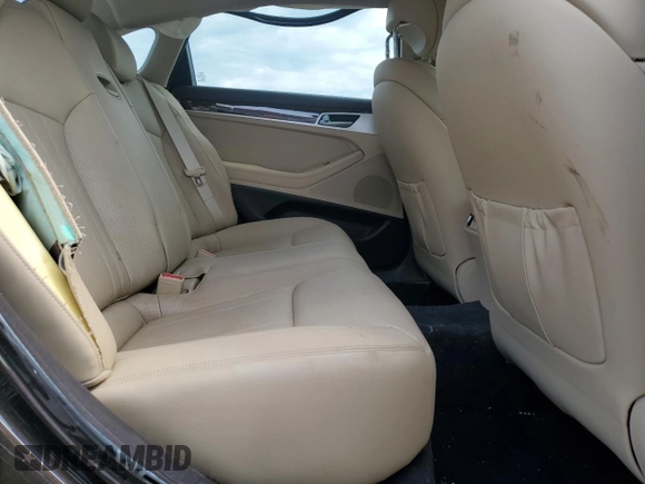 2018 Genesis G80 3.8L with VIN KMHGN4JE0JU254041, listed as a Copart auction lot 69163034 with 32,484 mi miles and Salvage Title. Bid and sale history available at carsss.com. Image 10.