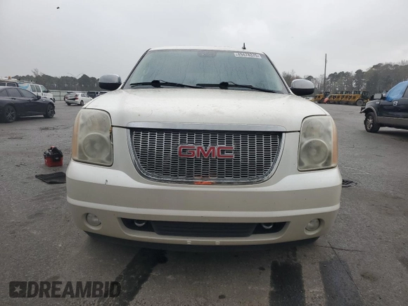 2008 GMC Yukon XL SLT 4SB z VIN 1GKFC16078R204417, wystawiony jako Copart lot #49478375 z przebiegiem 275 713 mil mil oraz Szkoda całkowita • Salvage title. Historia ofert i sprzedaży dostępna na DreamBid. Obrazek 5.