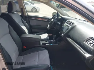 2019 Subaru Legacy Special Sports z VIN 4S3BNAS68K3004560, wystawiony jako IAAI lot #42155572 z przebiegiem 50 447 mil mil oraz . Historia ofert i sprzedaży dostępna na DreamBid. Obrazek 5.