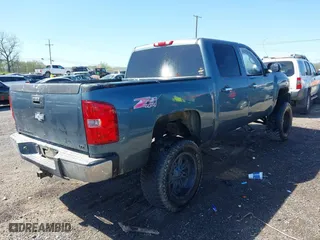 2007 Chevrolet Silverado 1500 LTZ with VIN 2GCEK13M071572981, listed as a IAAI auction lot 42054093 with 284,423 mi miles. Bid and sale history available at carsss.com. Image 4.