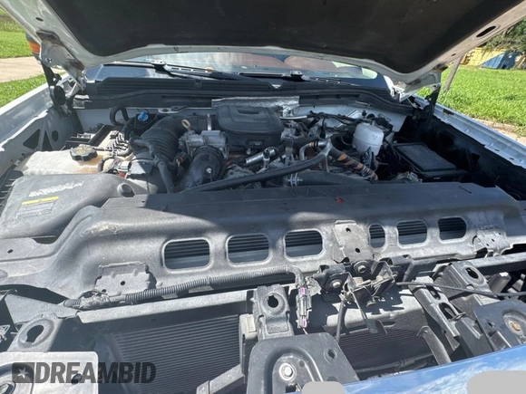 2016 GMC Sierra 2500HD Denali z VIN 1GT12UE84GF183401, wystawiony jako Copart lot #60241455 z przebiegiem 163 535 mil mil oraz Szkoda całkowita • Salvage title. Historia ofert i sprzedaży dostępna na DreamBid. Obrazek 7.