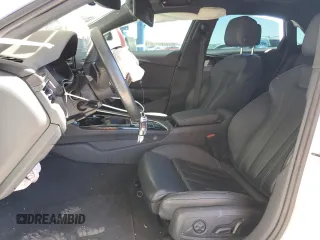 2020 Audi A4 Premium z VIN WAUDNAF47LN008328, wystawiony jako Copart lot #76981644 z przebiegiem Nie podano mil oraz Szkoda całkowita • Salvage title. Historia ofert i sprzedaży dostępna na DreamBid. Obrazek 7.