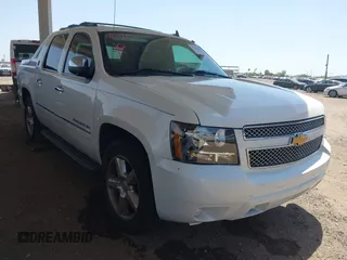 2013 Chevrolet Avalanche LTZ with VIN 3GNTKGE75DG144464, listed as a IAAI auction lot 42502256 with 116,237 mi miles and . Bid and sale history available at DreamBid. Image 1.