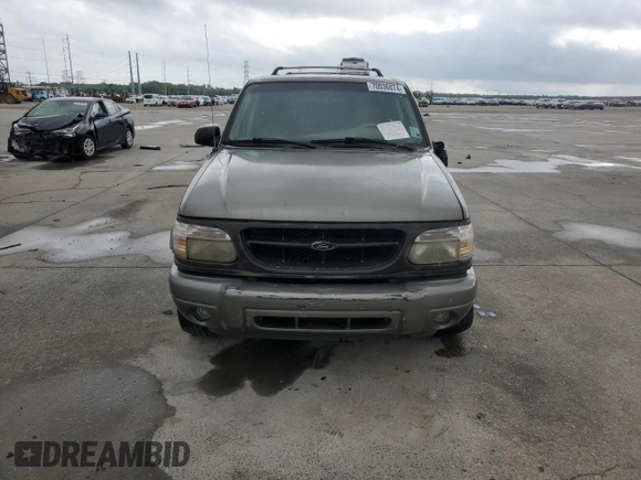 2000 Ford Explorer z VIN 1FMDU65P9YUB42443, wystawiony jako Copart lot #70036074 z przebiegiem 175 479 mil mil oraz Szkoda całkowita • Salvage title. Historia ofert i sprzedaży dostępna na DreamBid. Obrazek 5.