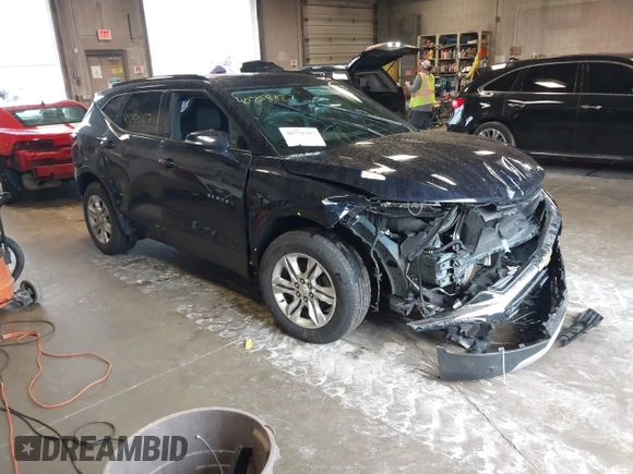2020 Chevrolet Blazer LT z VIN 3GNKBHRS6LS705072, wystawiony jako IAAI lot #40759187 z przebiegiem 135 999 mil mil oraz . Historia ofert i sprzedaży dostępna na DreamBid. Obrazek 1.