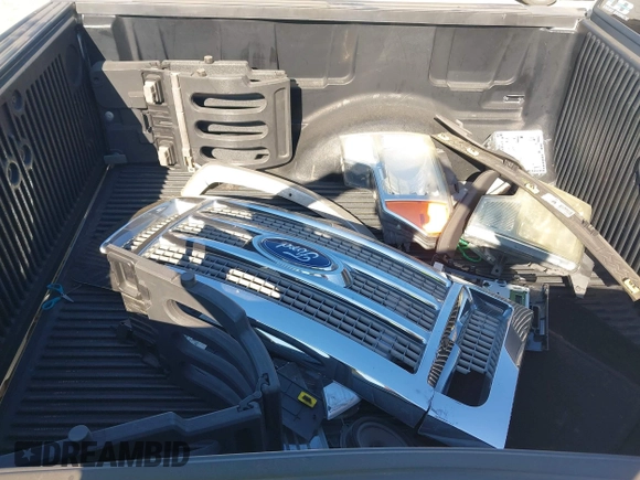 2012 Ford F-150 XL z VIN 1FTFW1CFXCFA19719, wystawiony jako IAAI lot #42194664 z przebiegiem Nie podano mil oraz . Historia ofert i sprzedaży dostępna na DreamBid. Obrazek 12.