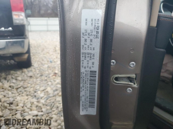2018 Jeep Cherokee Limited z VIN 1C4PJMDB0JD571030, wystawiony jako Copart lot #84747194 z przebiegiem 76 257 mil mil oraz Szkoda całkowita • Salvage title. Historia ofert i sprzedaży dostępna na DreamBid. Obrazek 13.