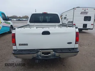 2006 Ford Super Duty F-250 XL with VIN 1FTSW20P16EB23642, listed as a IAAI auction lot 41012205 with 134,178 mi miles. Bid and sale history available at carsss.com. Image 16.