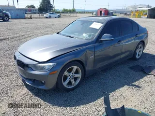 2014 BMW 3 Series 328i z VIN WBA3C1C58EK107050, wystawiony jako IAAI lot #42141433 z przebiegiem Nie podano mil oraz . Historia ofert i sprzedaży dostępna na DreamBid. Obrazek 16.